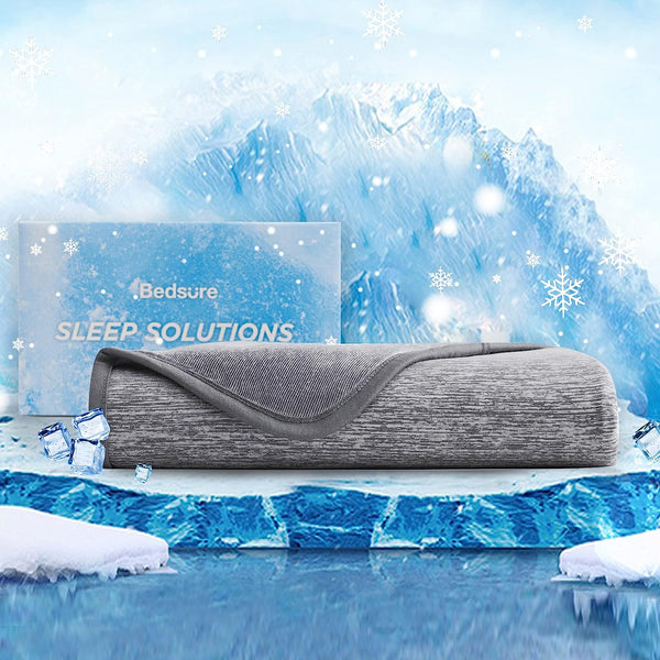 Bedsure Lightweight Thin Cooling Blanket