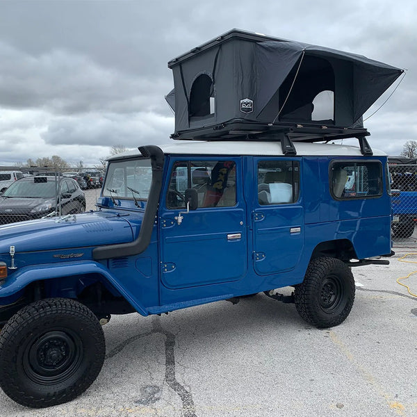 CVT St Helens Pop Up Style Hard Shell Roof Top Tent