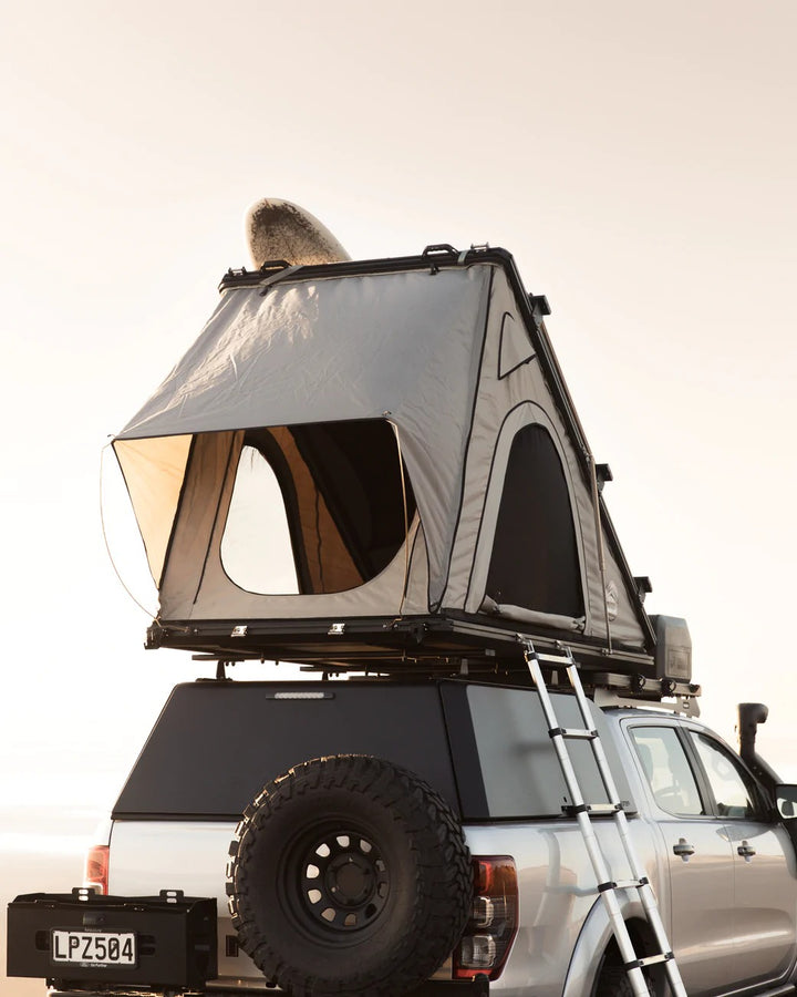 Feldon Shelter Hawk's Nest - Low-Pro - Quick Set-up Hard Shell Roof Top Tent8