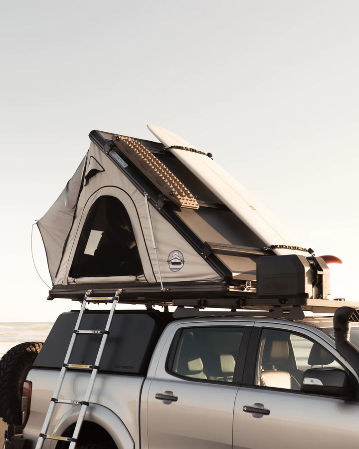 Feldon Shelter Hawk's Nest - Low-Pro - Quick Set-up Hard Shell Roof Top Tent