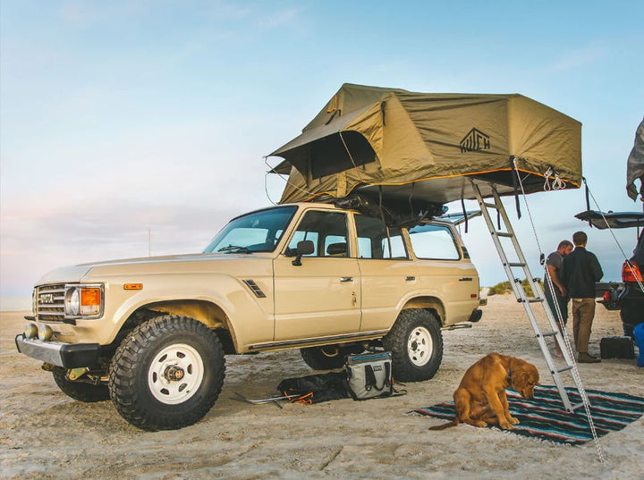 Hutch Tents Apex 3 - Quick Setup Green Soft Shell Roof Top Tent